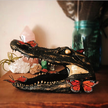 Load image into Gallery viewer, PRE-ORDER Alligator Head (Please read description)
