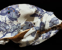 Load image into Gallery viewer, Bear Skull
