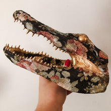 Load image into Gallery viewer, Alligator Head
